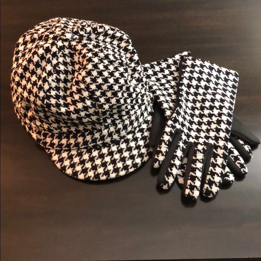 Stylish Houndstooth Hat and Gloves